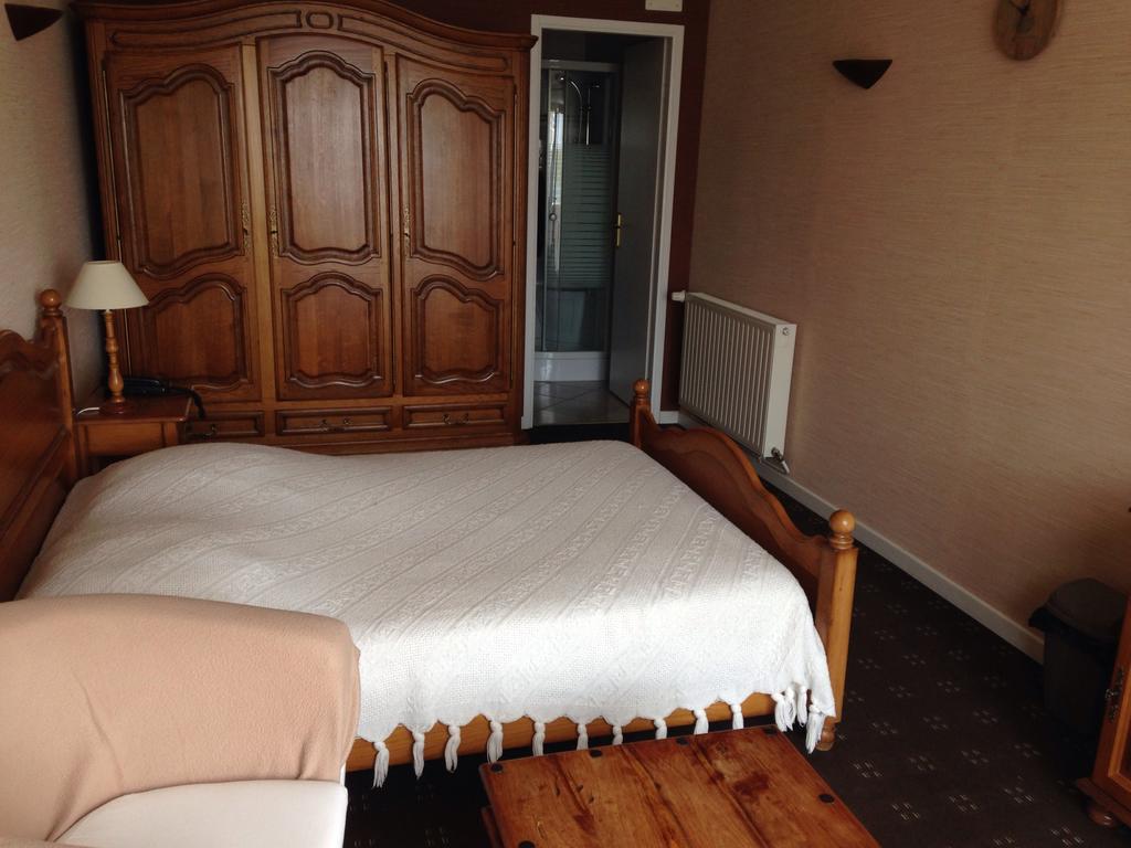 Hotel L'Epicurien à Saint-Nicolas-de-Port Chambre photo