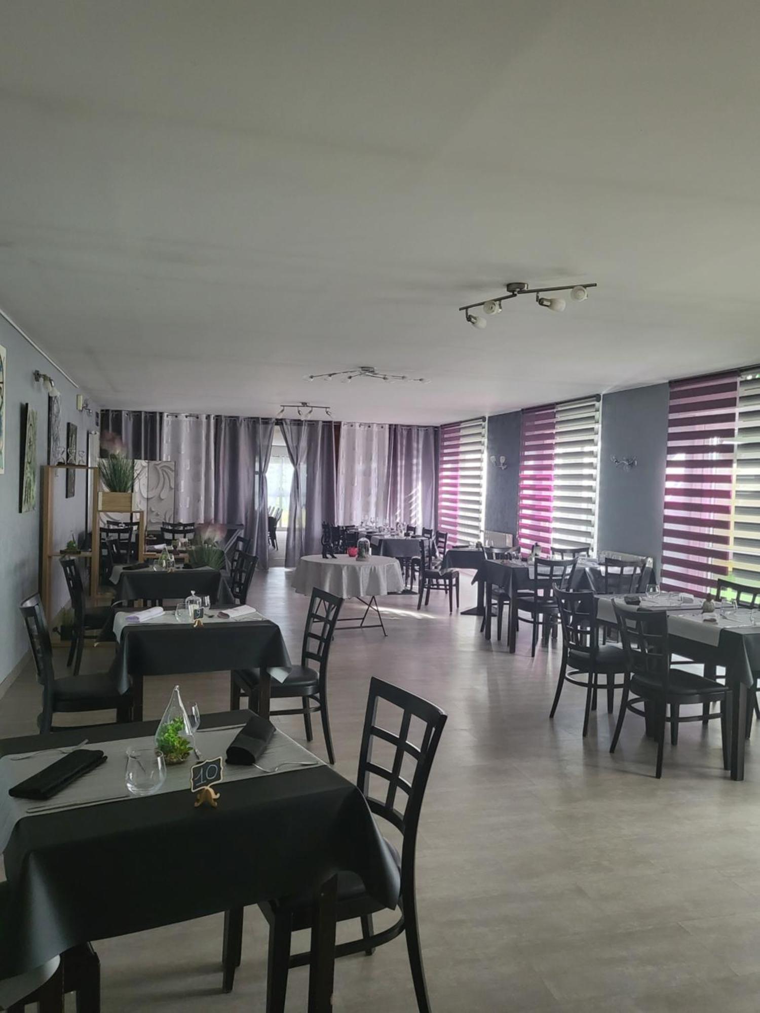 Hotel L'Epicurien à Saint-Nicolas-de-Port Extérieur photo